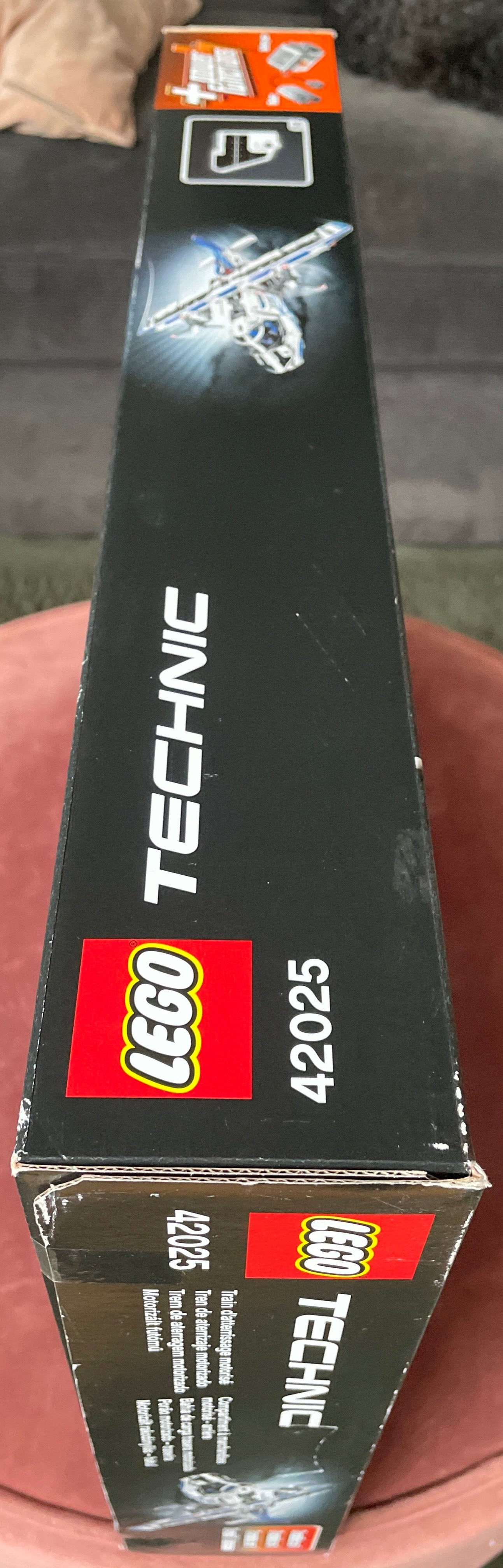 Lego Technic set Vrachtvliegtuig - 42025