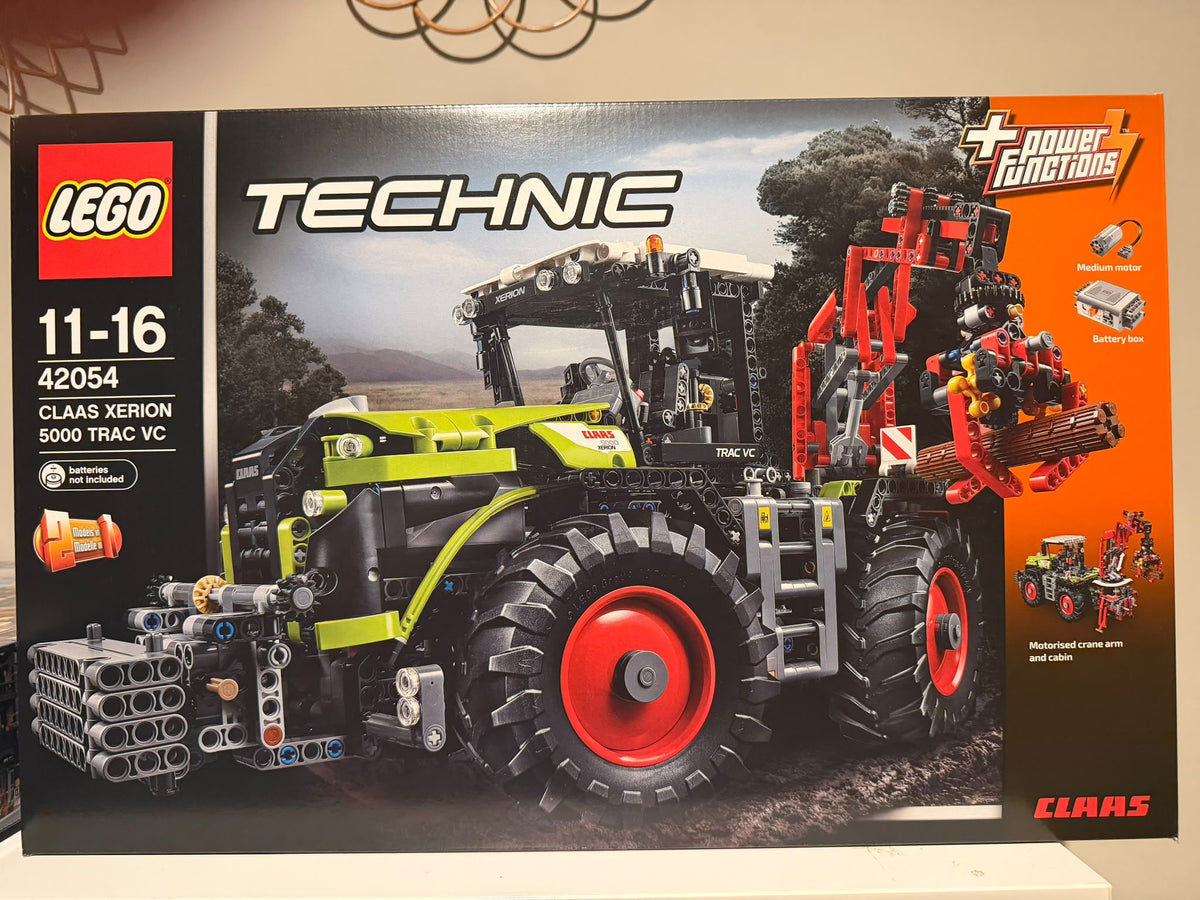 LEGO Technic Claas Xerion 5000 TRAC VC 42054 voorkant doos