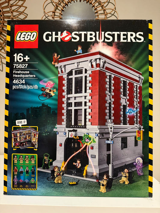 LEGO Ghostbusters Firehouse Headquarters 75827 voorkant doos