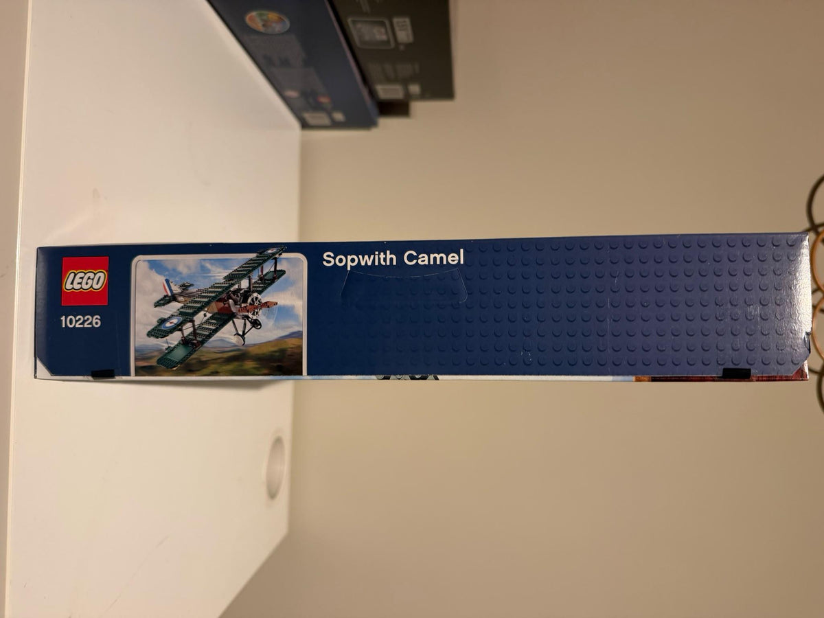 LEGO Sopwith Camel 10226 zijkant doos 2